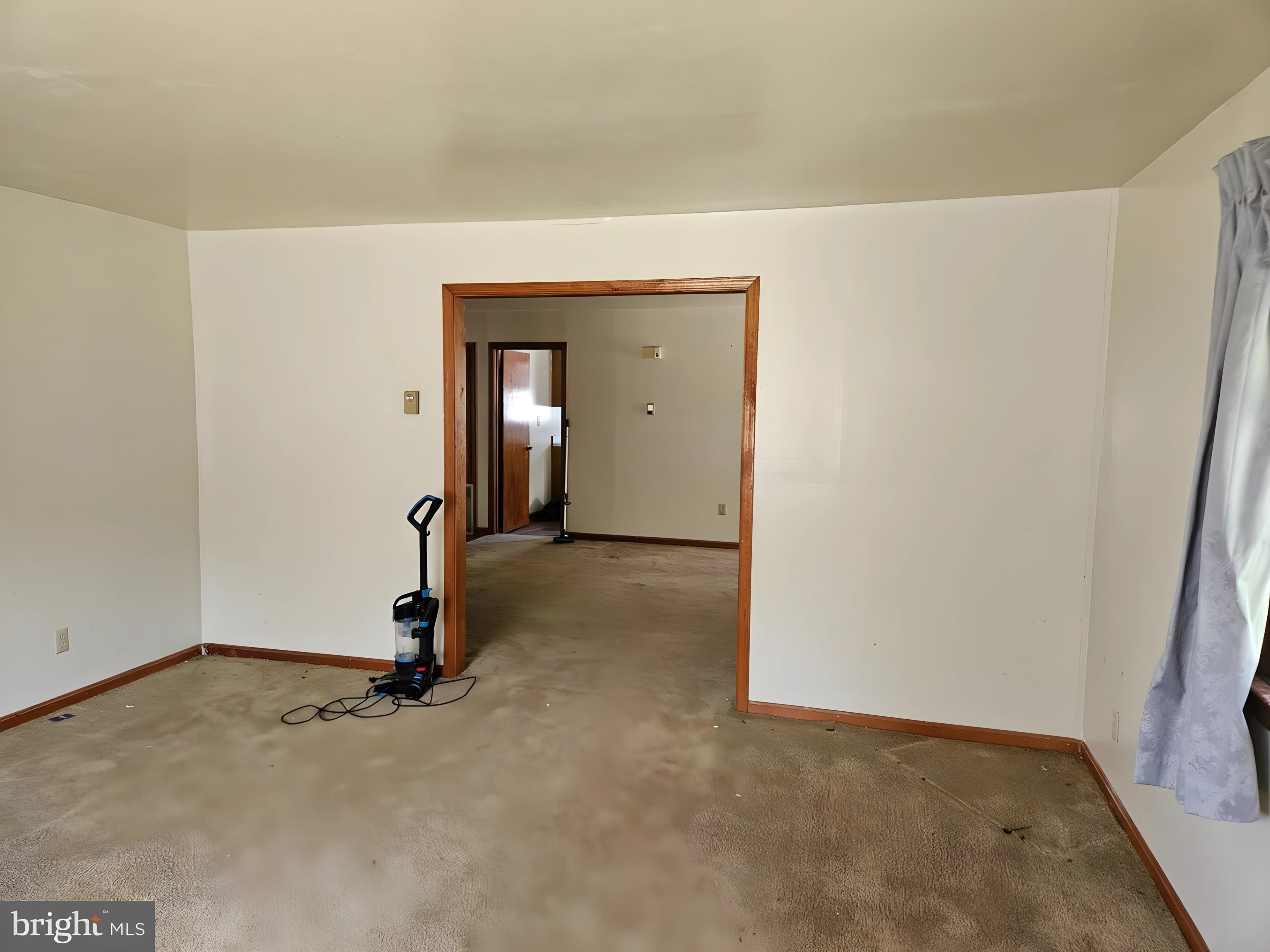 147 Chase St — photo 8